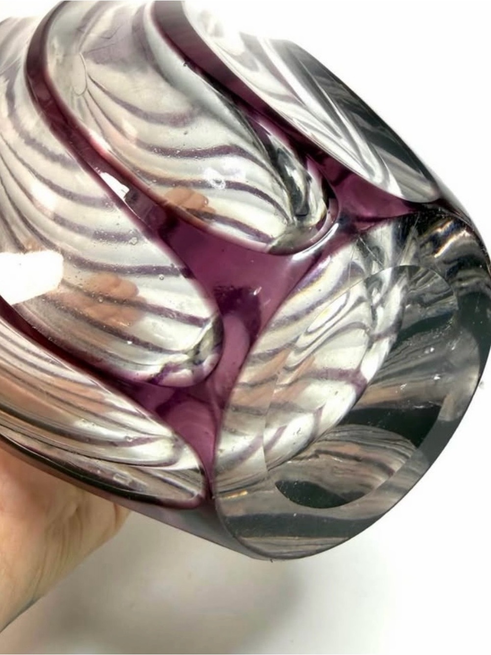 Antique Bohemian Amethyst Hand Blown Cut Crystal Vase Johannes Oertel & Co - Picture 4 of 4